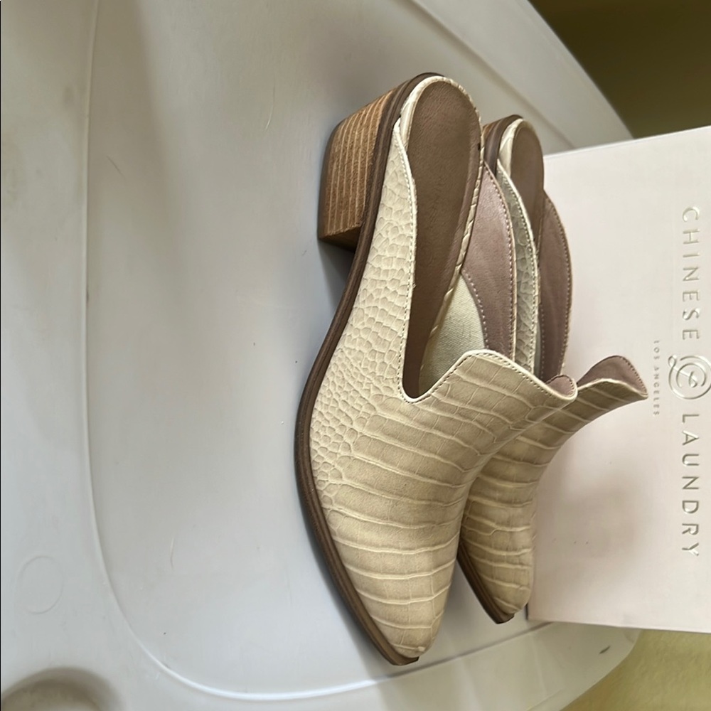 Chinese Laundry Cream Ankle Booties with Textured Leather - Picture 4 of 10
